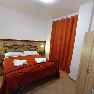  Bed and breakfast Mamuthones